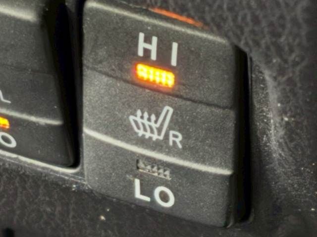 TOYOTA VOXY HYBRID 2019 Image 31