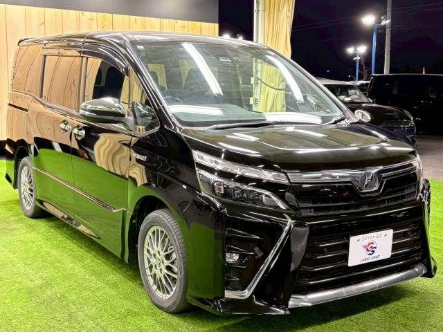TOYOTA VOXY HYBRID 2019 Image 31