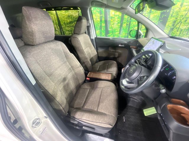 TOYOTA SIENTA HYBRID 2022 Image 31