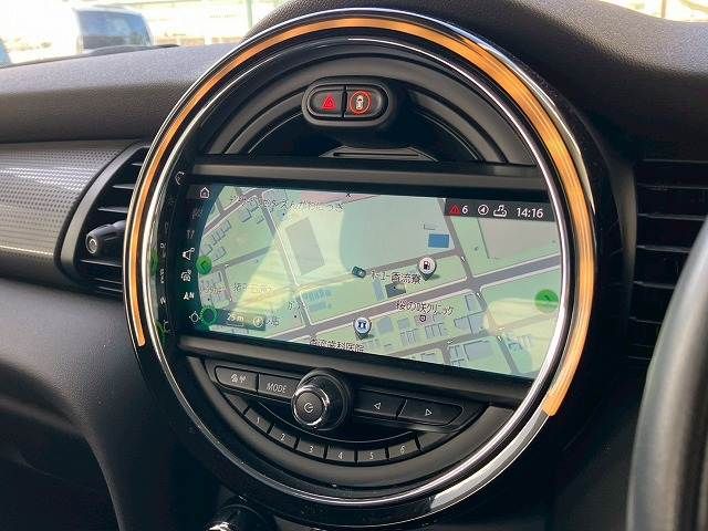 BMW MINI COOPER D 5DOOR 2020 Image 31