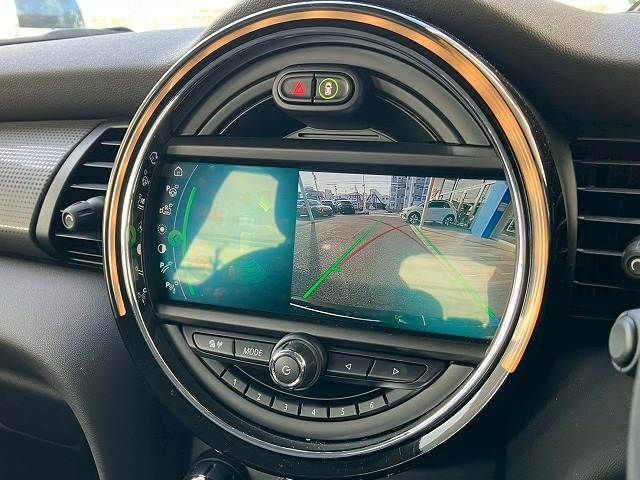 BMW MINI COOPER D 5DOOR 2020 Image 31