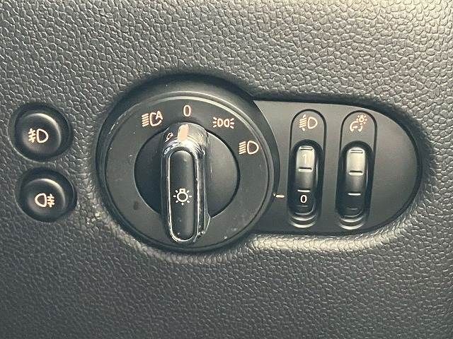 BMW MINI COOPER D 5DOOR 2020 Image 31