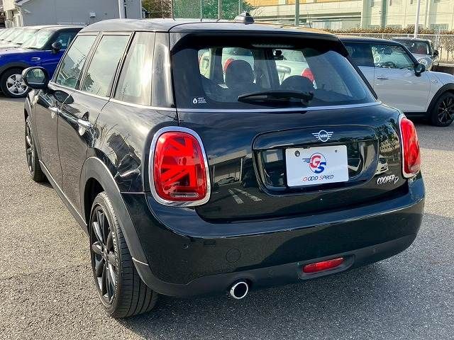 BMW MINI COOPER D 5DOOR 2020 Image 31