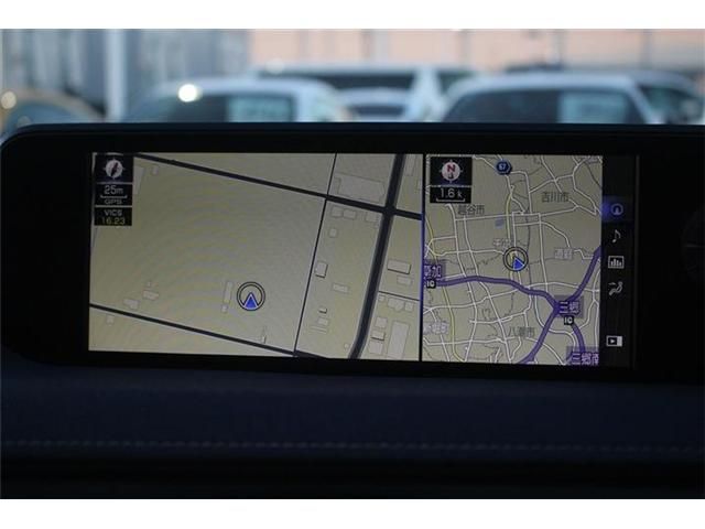 TOYOTA LEXUS UX250H 2019 Image 31