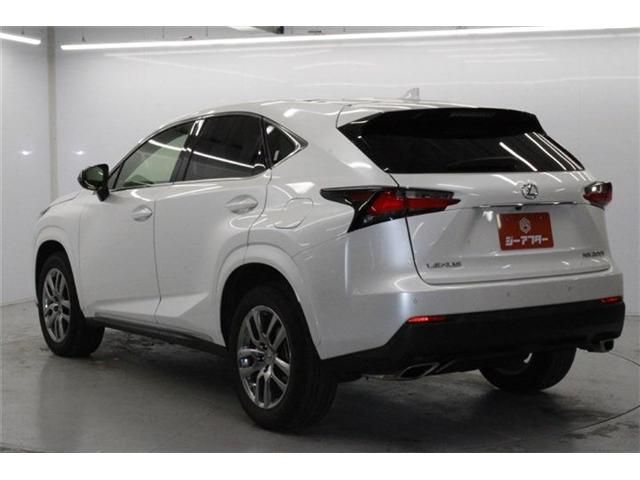 TOYOTA LEXUS NX200T 2017 Image 31