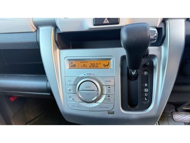 SUZUKI HUSTLER 2017 Image 31