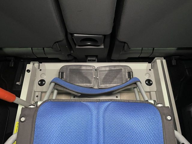 NISSAN SERENA  S-HYBRID 2017 Image 31