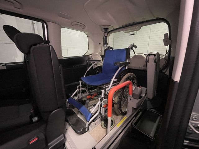 NISSAN SERENA  S-HYBRID 2017 Image 31