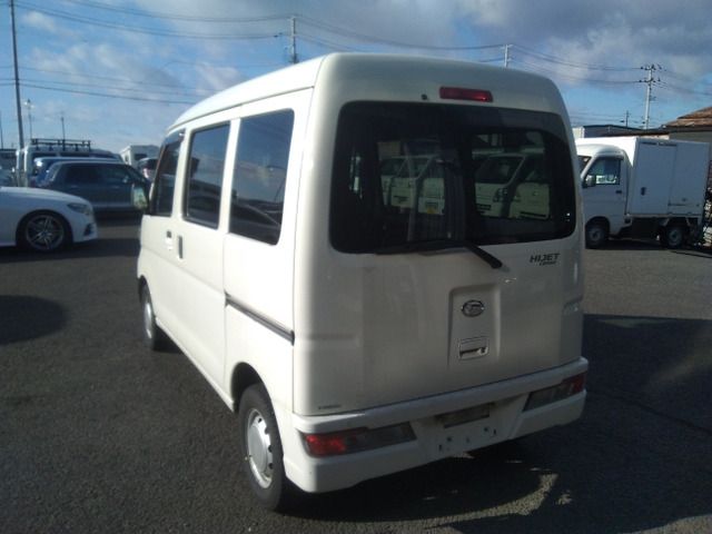 DAIHATSU HIJET CARGO 4WD 2018 Image 31