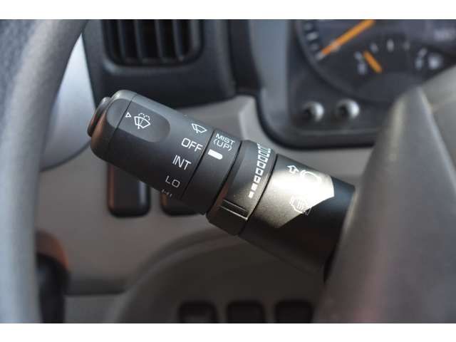 MITSUBISHI CANTER 2019 Image 31