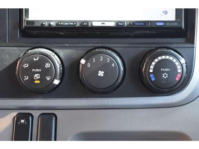 MITSUBISHI CANTER 2019 Image 31