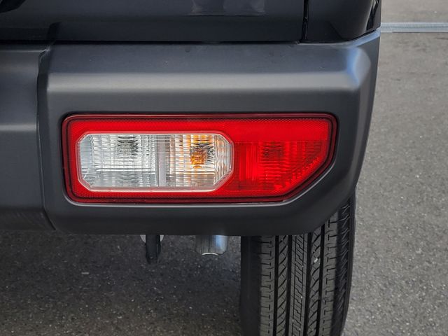 SUZUKI JIMNY 4WD 2023 Image 31