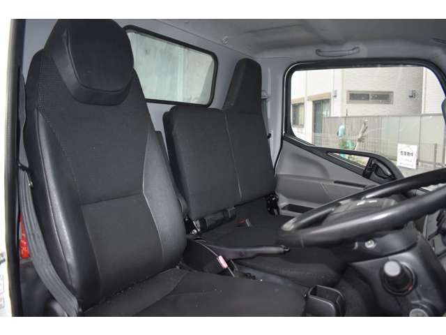 MITSUBISHI CANTER 2017 Image 31