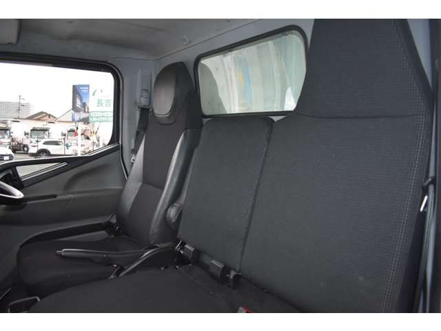 MITSUBISHI CANTER 2017 Image 31