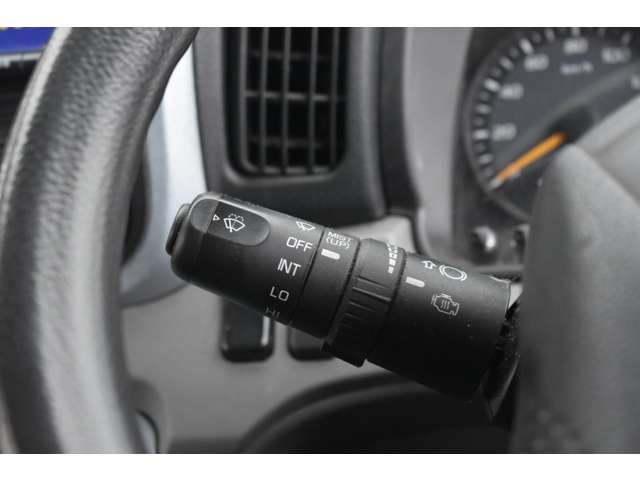 MITSUBISHI CANTER 2017 Image 31