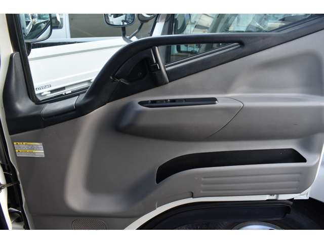 MITSUBISHI CANTER 2016 Image 31