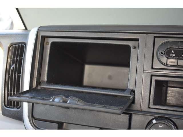 MITSUBISHI CANTER 2016 Image 31