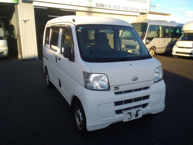 DAIHATSU HIJET CARGO 4WD 2015 Image 31