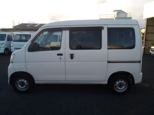 DAIHATSU HIJET CARGO 4WD 2015 Image 31