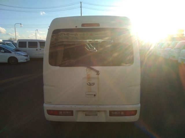DAIHATSU HIJET CARGO 4WD 2015 Image 31