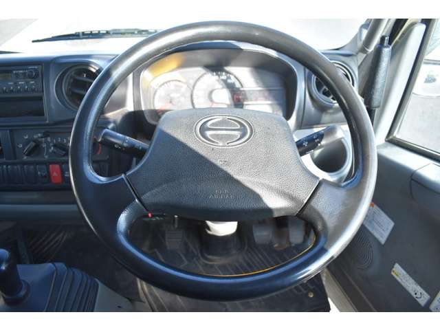 HINO DUTRO 2013 Image 31