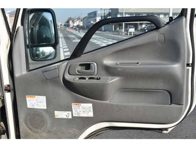 HINO DUTRO 2013 Image 31