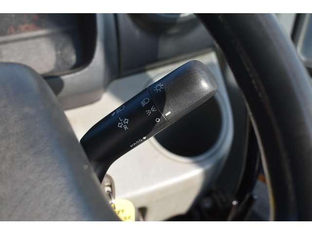 HINO DUTRO 2013 Image 31