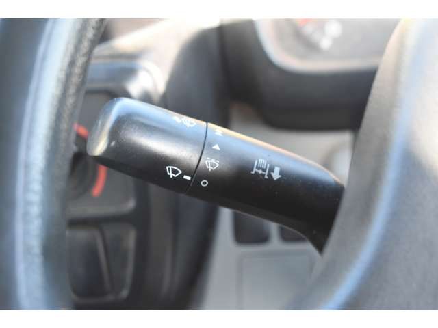 HINO DUTRO 2013 Image 31