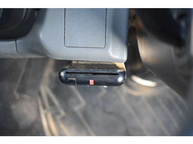 HINO DUTRO 2013 Image 31