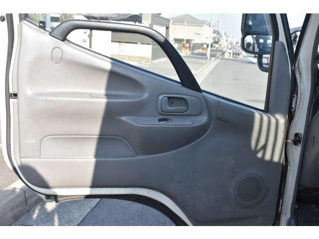 HINO DUTRO 2013 Image 31