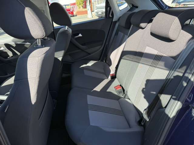 VOLKSWAGEN POLO 2016 Image 31