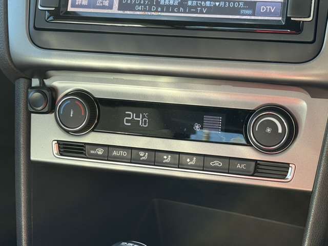 VOLKSWAGEN POLO 2016 Image 31