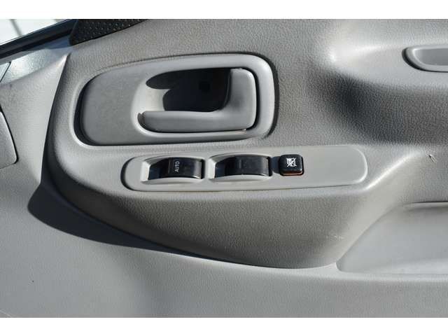 TOYOTA DYNA 2013 Image 31