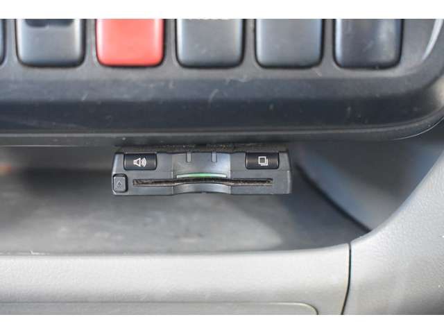 TOYOTA DYNA 2013 Image 31