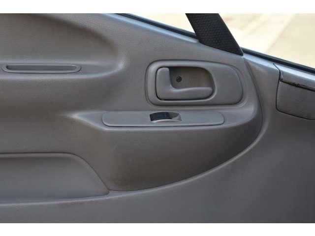 TOYOTA DYNA 2013 Image 31