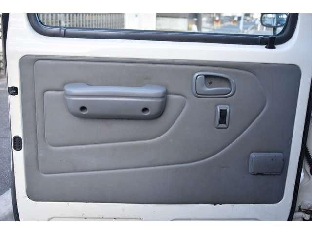 TOYOTA DYNA 2013 Image 31