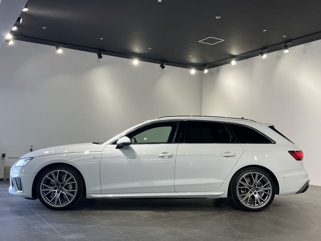 AUDI A4 AVANT 2021 Image 31