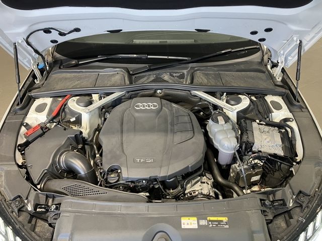 AUDI A4 AVANT 2021 Image 31