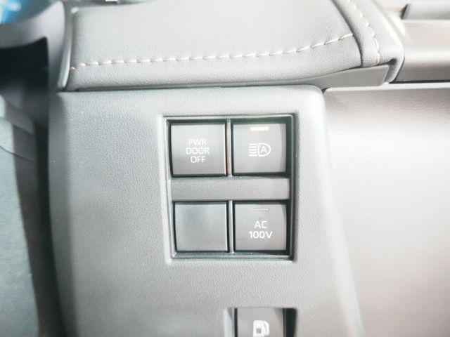 TOYOTA ALPHARD HYBRID 2025 Image 31