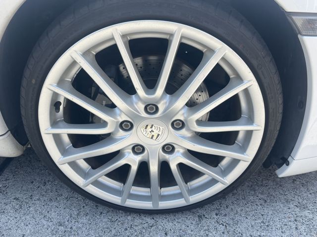 PORSCHE 911 2002 Image 31