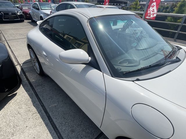 PORSCHE 911 2002 Image 31