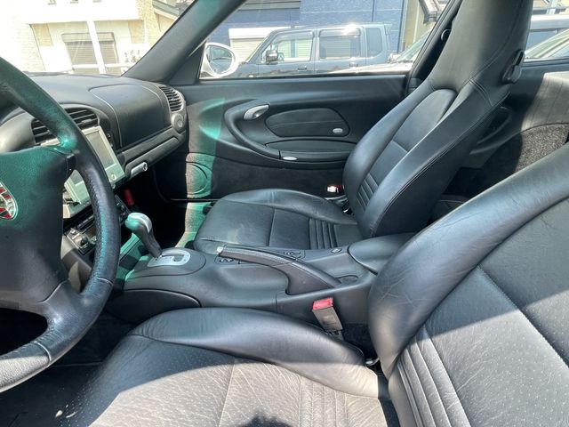 PORSCHE 911 2002 Image 31