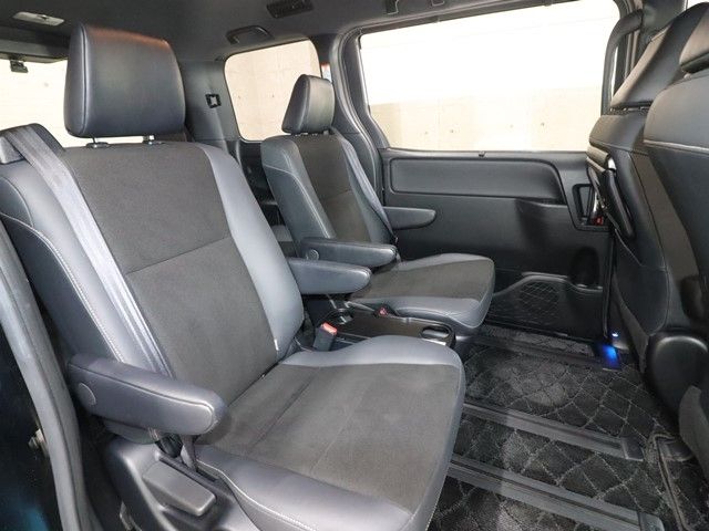 TOYOTA NOAH 2020 Image 31