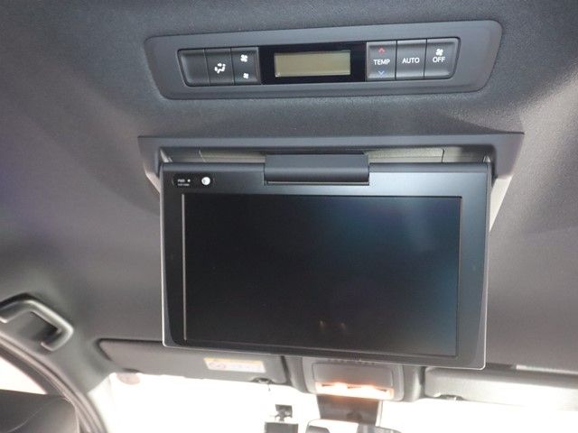 TOYOTA NOAH 2020 Image 31