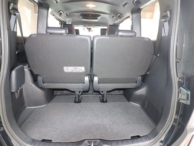 TOYOTA NOAH 2020 Image 31