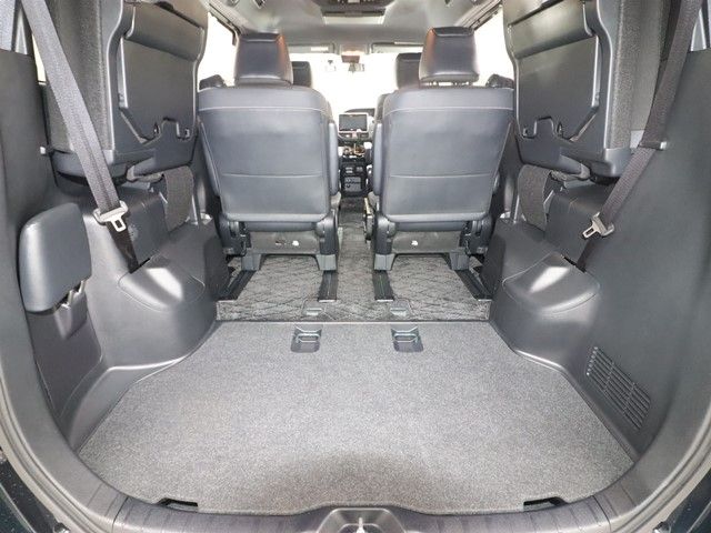 TOYOTA NOAH 2020 Image 31