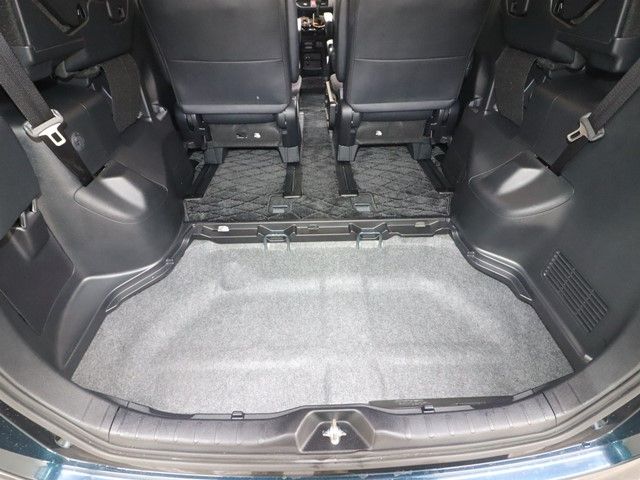 TOYOTA NOAH 2020 Image 31