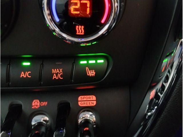 BMW MINI COOPER CLUBMAN 2022 Image 31