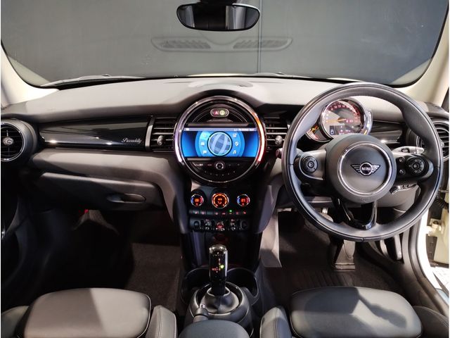 BMW MINI COOPER 5DOOR 2021 Image 31