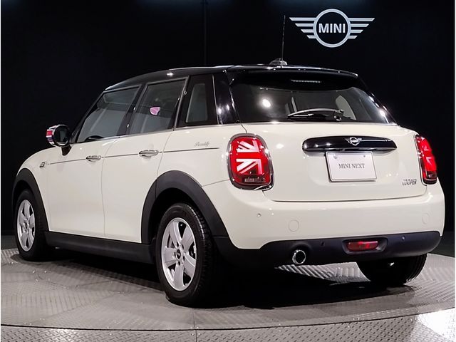 BMW MINI COOPER 5DOOR 2021 Image 31